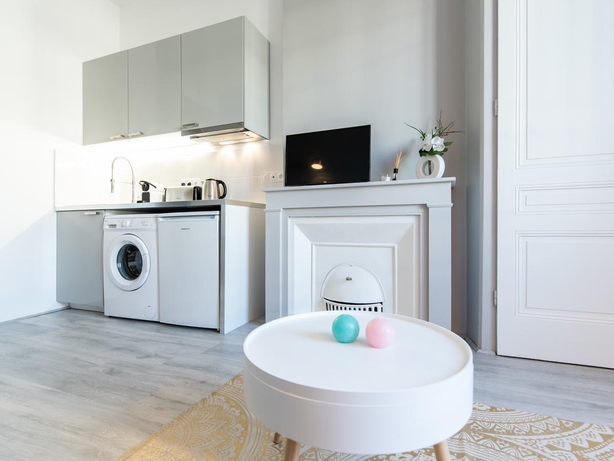 Mace Studio Apartment Lyon Exteriör bild